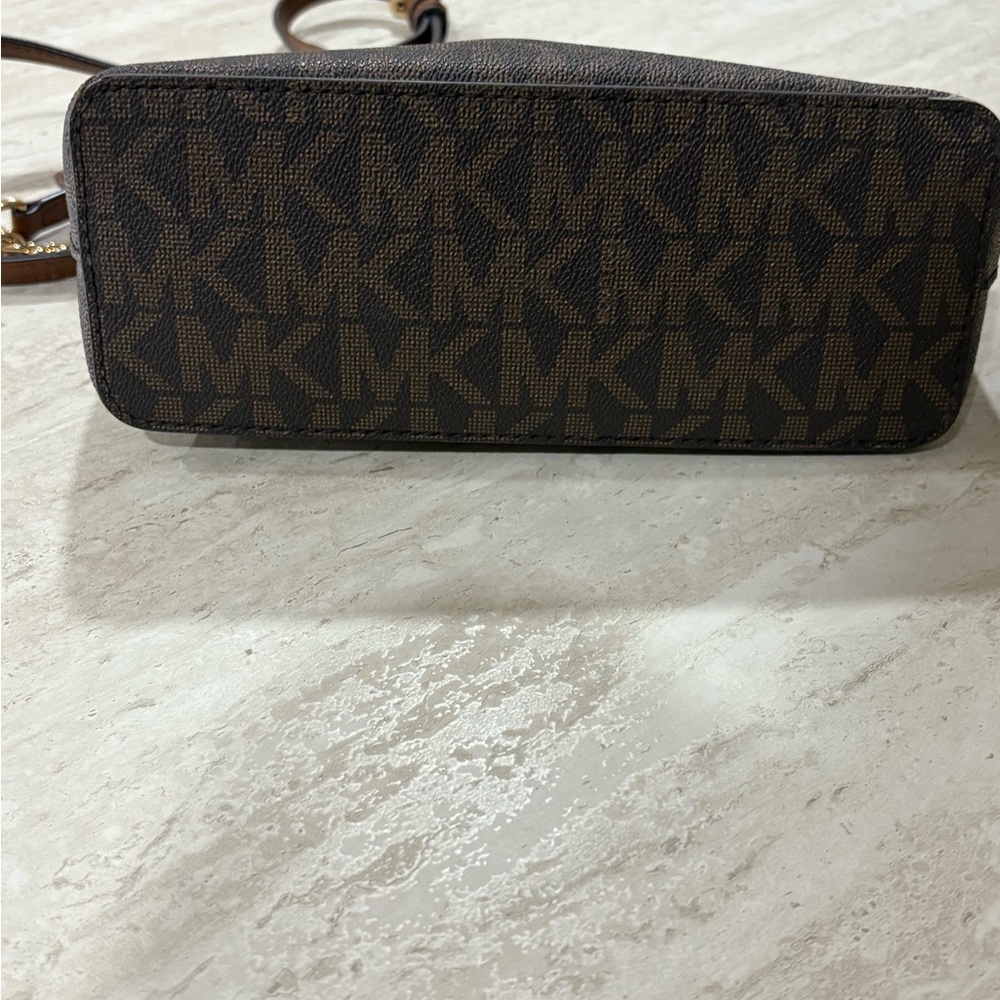 Michael Kors Jet Set Brown MK Logo Crossbody Bag Classic PVC - Picture 7 of 7